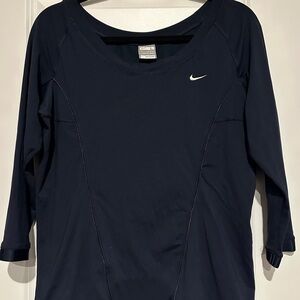 Vintage Nike Women's Navy Long Sleeve Top